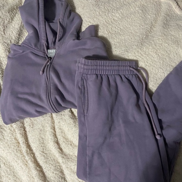 Aritzia Tops Aritzia Tna Sweat Set Poshmark